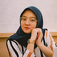 Meet Our Teachers - 绿茵体育官网